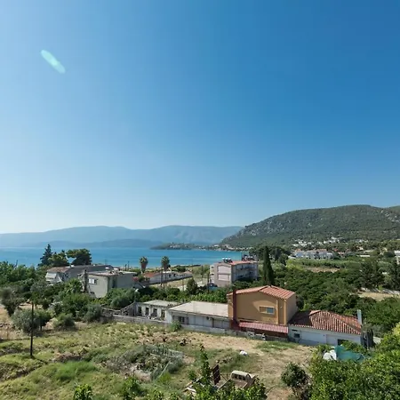 Nicol Tatil Evi Corinth