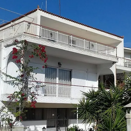 בית נופש Nicol Corinth